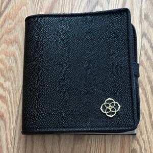 Kendra Scott travel jewelry case